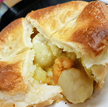 Curried scallop pie – Hobart, Tasmania Curried scallop pie from Richmond Bakery near Hobart, Tasmania