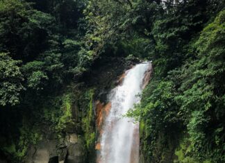 Your Guide to Tenorio Volcano National Park in Costa Rica