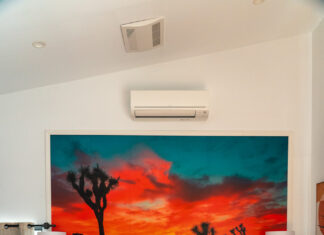 Airbnb vs. Hotel: What Are the Pros and Cons of Each?