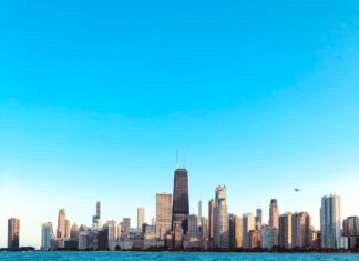 Where to Stay in Chicago (According to a Local!)