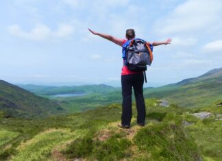Ottsworld Tour: Hike the Kerry Way in Ireland with Me